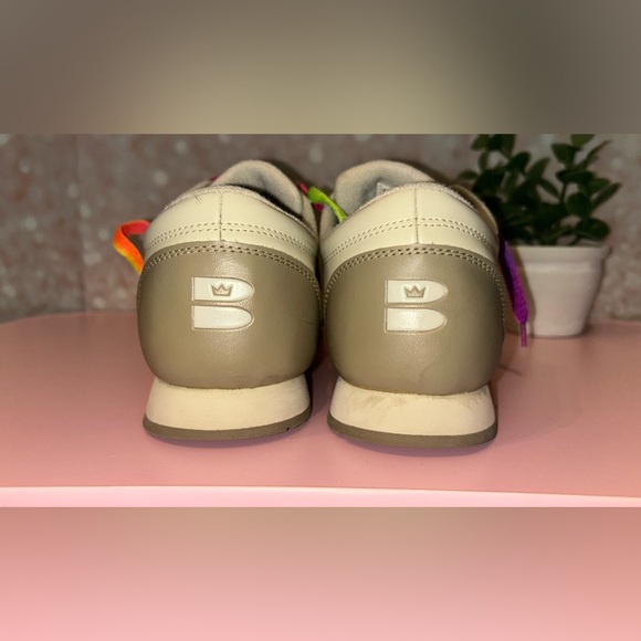 Brunswick Echo Women’s Bowling Shoes Size 10 beige & cream faux leather lace up - Picture 4 of 7
